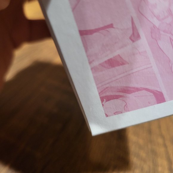 Marvel Gwenpool (Phone) Toys R Us Exclusive Funko Pop - Picture 8 of 8